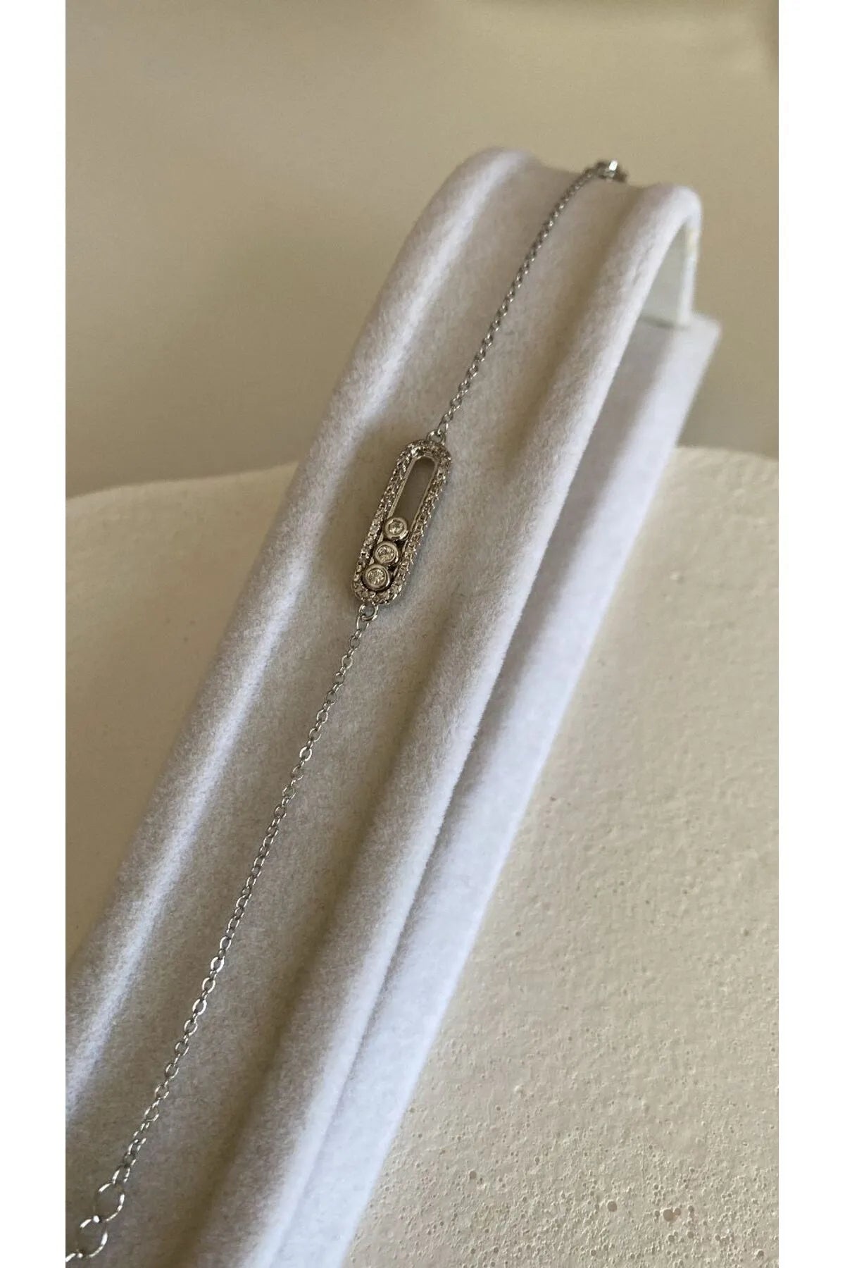 Βραχιόλι ατσάλι με τρία zircon σε μπάρα-BR286