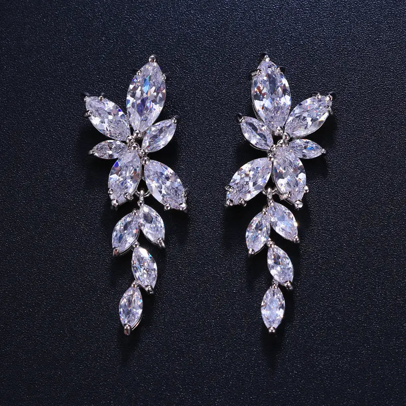 Σκουλαρίκια ορειχάλκινα με zircon - w175